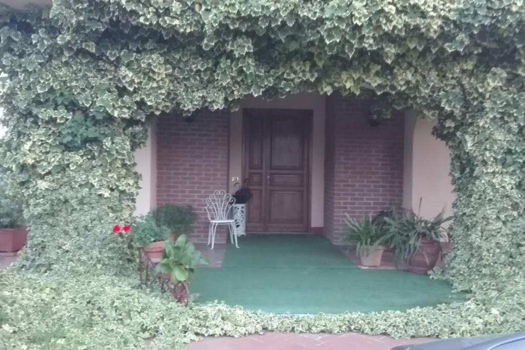 Alloggio Nella Villa Dell'Edera Acqui Terme Exteriör bild